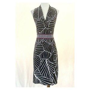 White House Black Market Geometric Leaf Dress